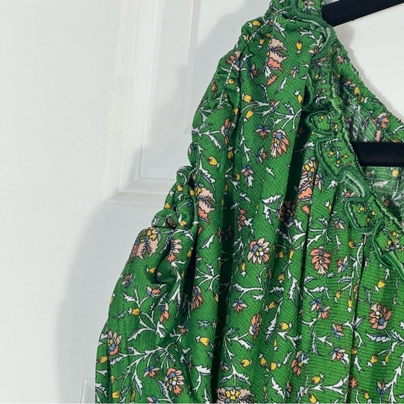 Max Studio Women's Green Floral Print Top Blouse with Short Bubble Sleeves 3X - Picture 4 of 10